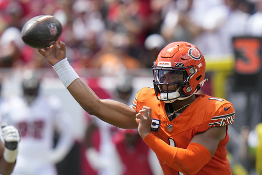 Bears' Justin Fields gets real on struggles amid 0-2 start