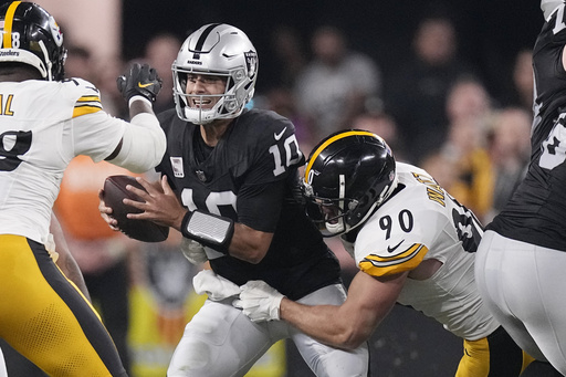 Pittsburgh Steelers QB odds include Derek Carr, Jimmy Garoppolo at the top