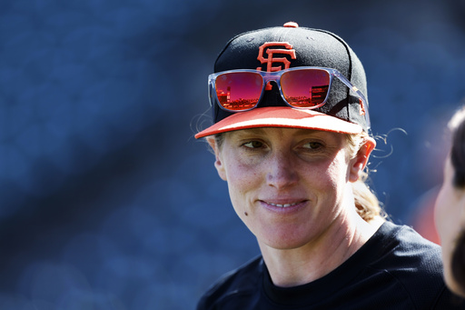 Assistant coach Alyssa Nakken interviews for Giants manager position - The  Daily Reporter - Greenfield Indiana
